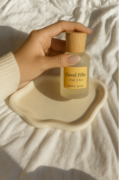 ESSNTL NOTES Good Fille Perfume - Glamorous & Sophisticated Sweet Floral Fragrance | 50ml Eau de Parfum | Bold & Irresistible Scent | Long-Lasting Evening Fragrance | Classic & Clean Scent for Men & Women