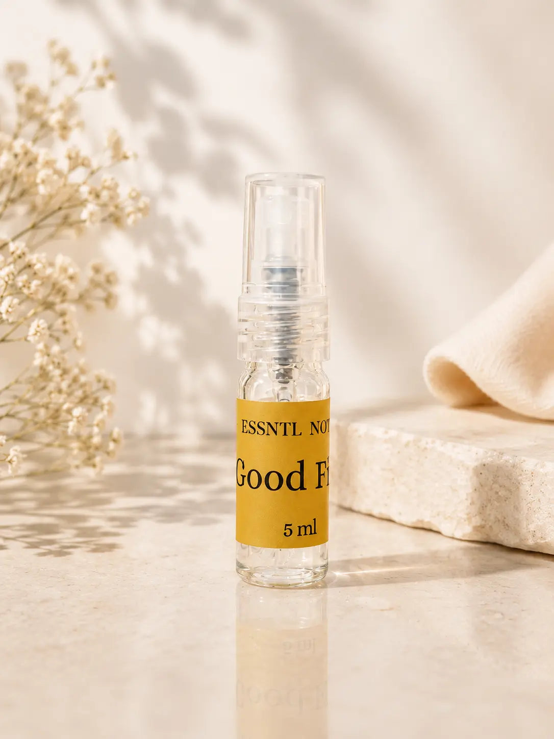 ESSNTL NOTES Good Fille Glamorous Sophisticated Sweet Floral 5ml perfume sample for fragrance discovery and gifting