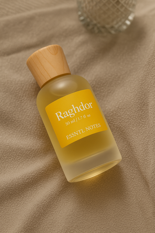 ESSNTL NOTES Raghdor Perfume – Warm & Comforting Vanilla Amber Fragrance | 50ml Eau de Parfum | Sweet, Woody & Cozy Scent | Long-Lasting Unisex Perfume | Smooth, Inviting Signature Vibe